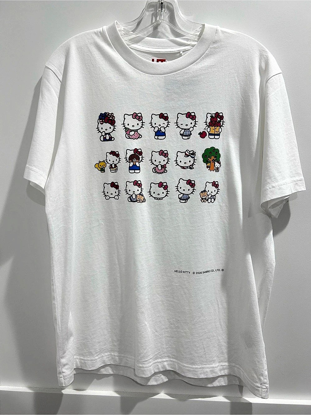 UNIQLO Sanrio Characters Graphic T-Shirt